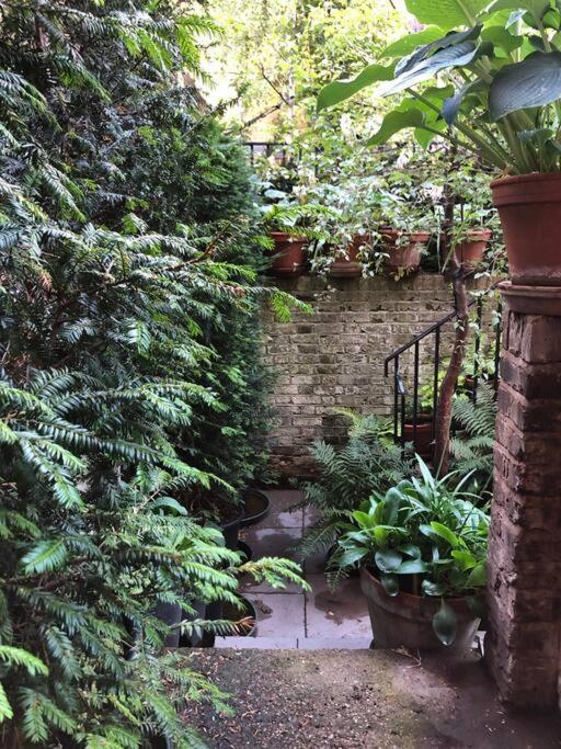 فيلا Kings Cross, Self-Contained House & Private Garden لندن المظهر الخارجي الصورة